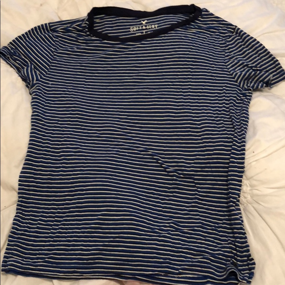 soft and sexy american eagle tee